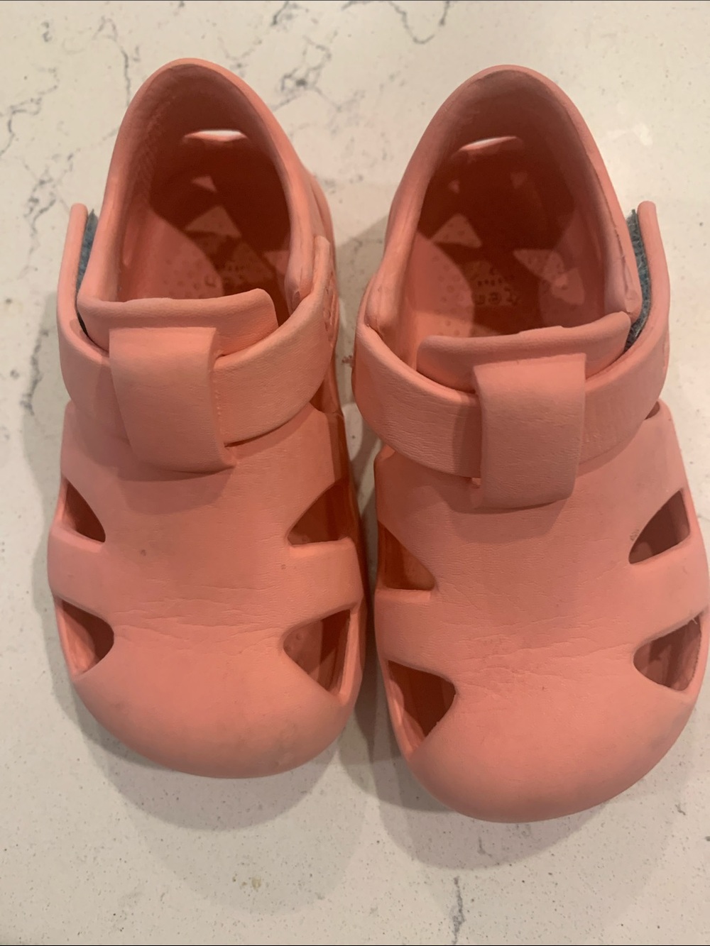 Ten Little Splash Sandals Pink closed toe water shoes size 7